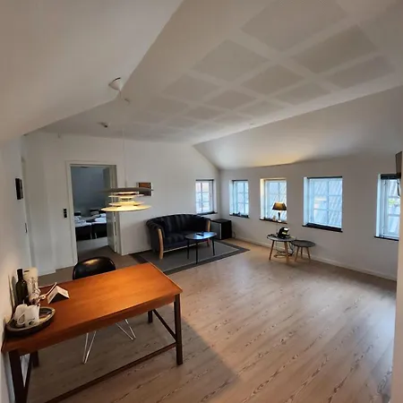 Det Gamle Radhus 4* Grasten