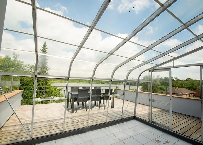 Det Gamle Radhus מלון 4*