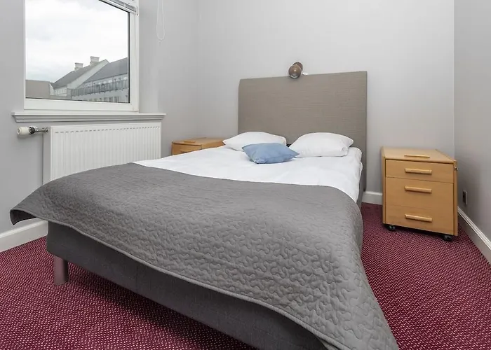 Det Gamle Radhus 4* גראסטן