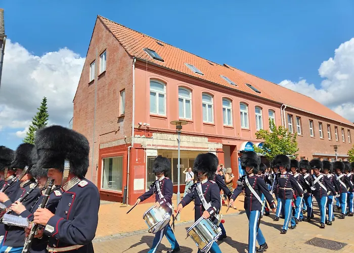 Det Gamle Radhus מלון 4*